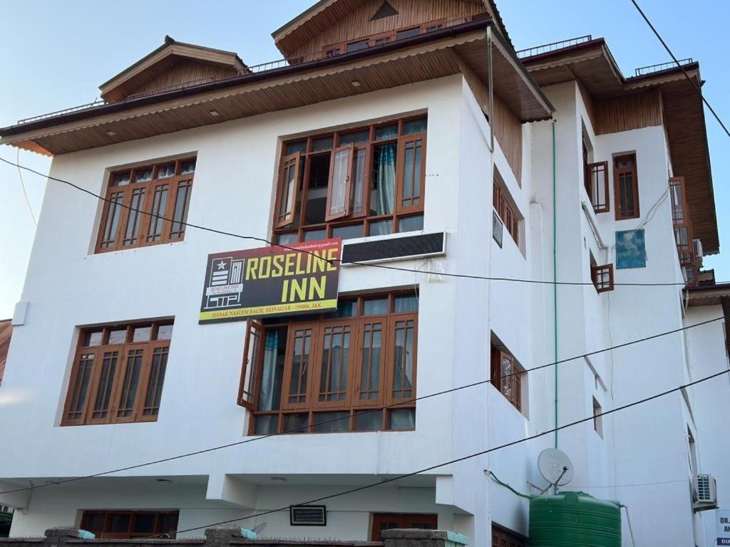 Roseline Inn Srīnagar Exterior foto